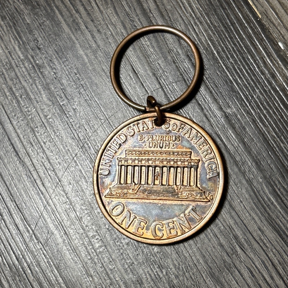 1995 Lincoln Penny Replica Large Coin Wall Hanging – 3" Diameter - Picture 3 of 9